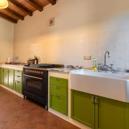 Luxury Tre Querce W View - Private E Relaxing Location Under Stars Villa *