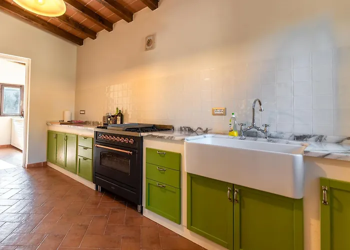 Luxury Tre Querce W View - Private E Relaxing Location Under Stars Villa *