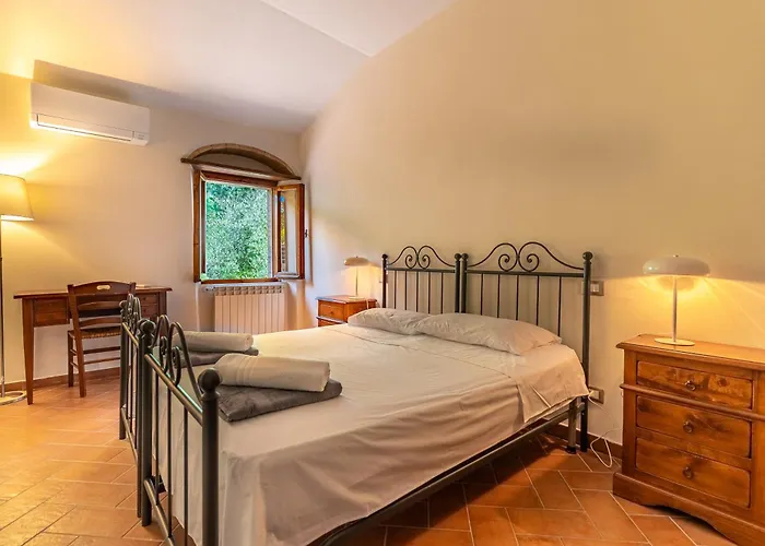 Villa Luxury Tre Querce W View - Private E Relaxing Location Under Stars *