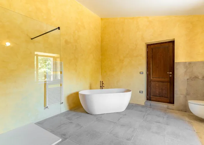 Villa Luxury Tre Querce W View - Private E Relaxing Location Under Stars *